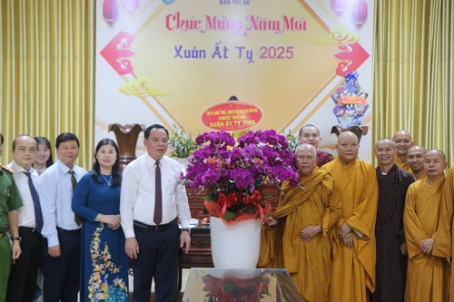 LD tinh DN chuc Tet cac ton giao Xuan 2025 H03.jpg