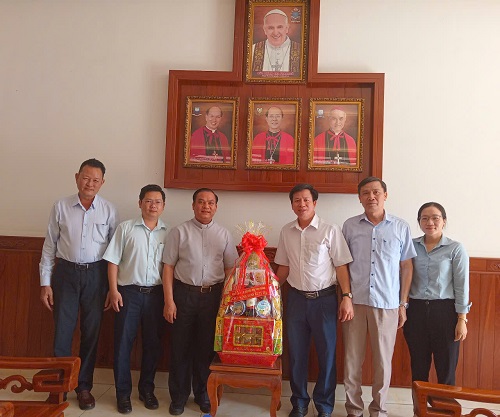 LD tinh DN chuc Tet cac ton giao Xuan 2025 H05.jpg